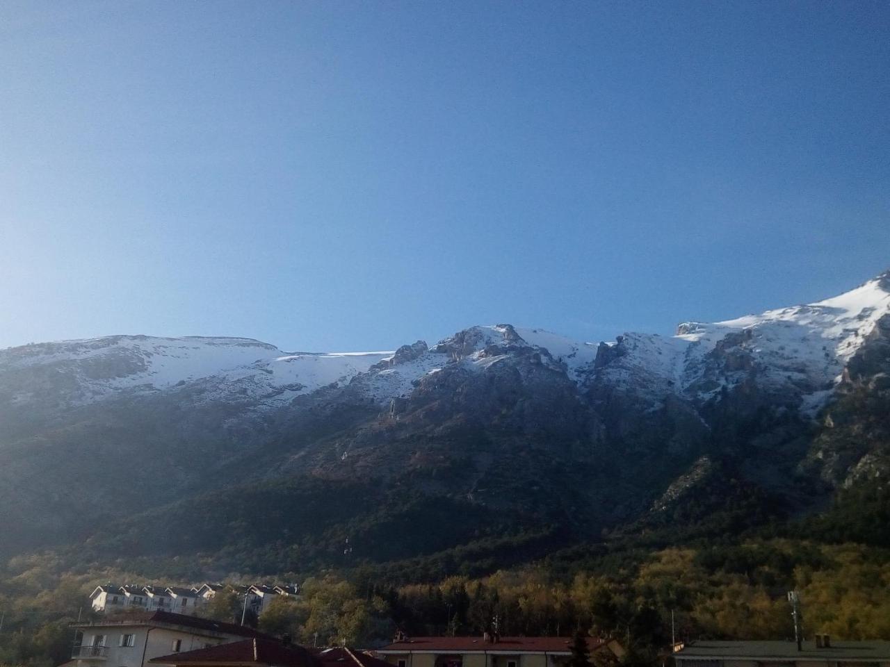 Casa-Albergo Tiroasegno Lama dei Peligni Exteriör bild