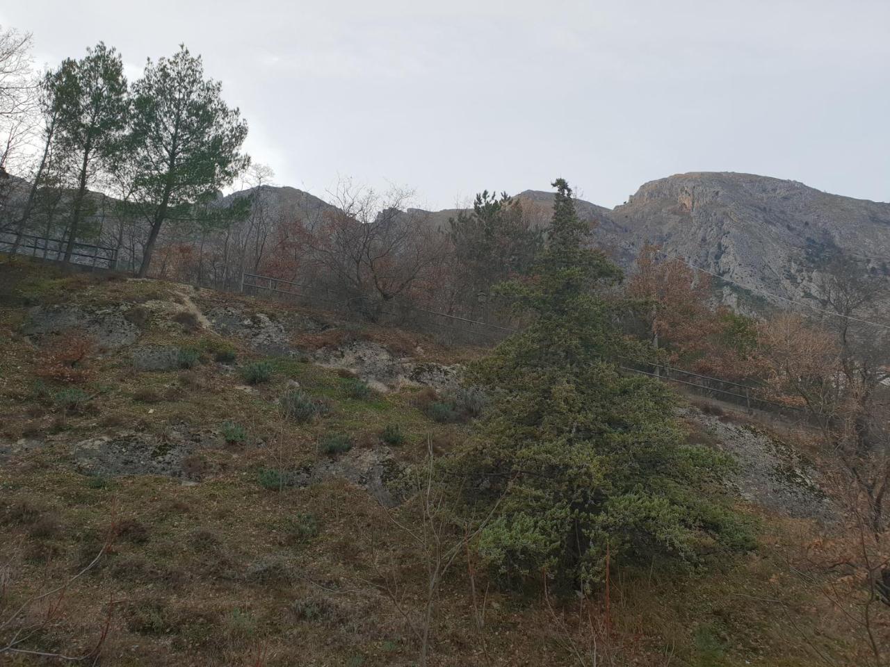 Casa-Albergo Tiroasegno Lama dei Peligni Exteriör bild